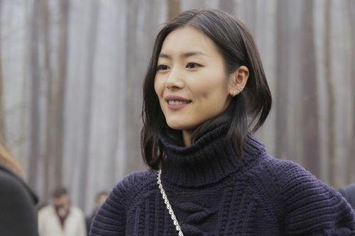 井柏然刘雯最新爆料视频,时尚界幕后故事大公开  第1张